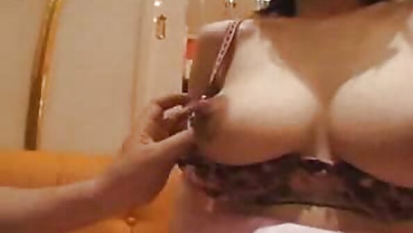 Mooie video porno 2013 latina Alina Lopez deelt enorme lul met haar stiefmoeder